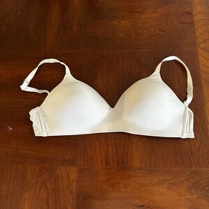 Montelle Intimates Cream Smooth Bra for Women 36D